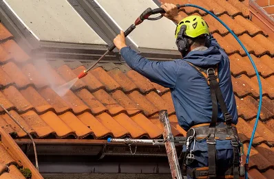 Démoussage et hydrofuge de toiture à Folembray